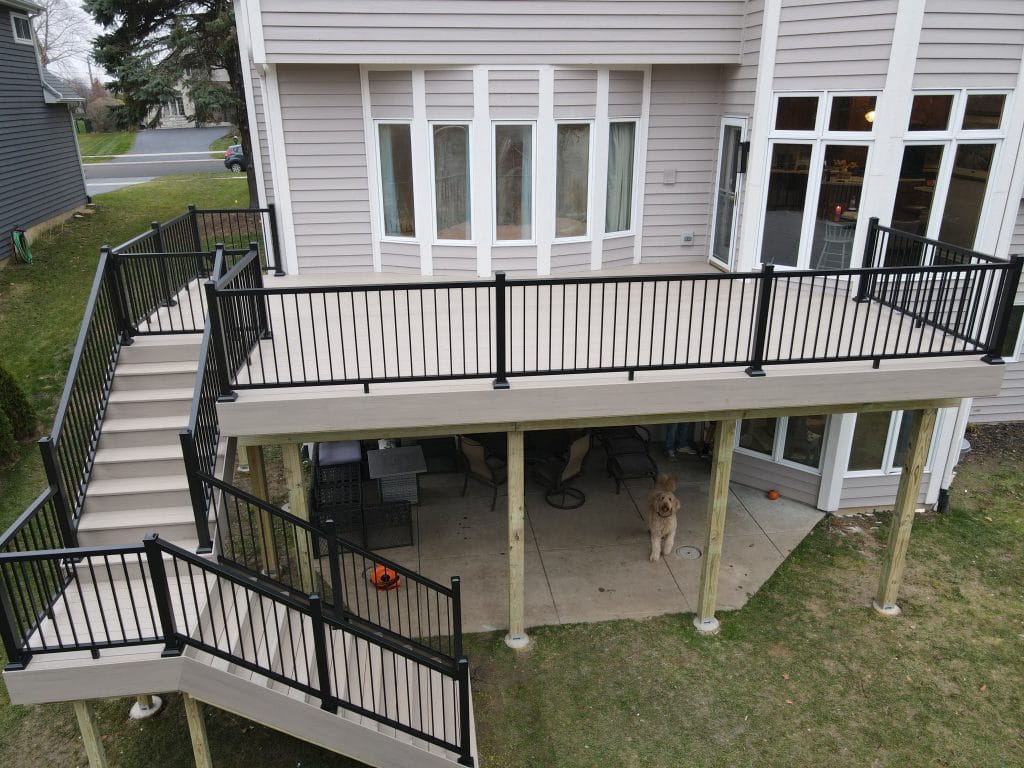 0464BA0A1B843FCB48F6B58141968BB1