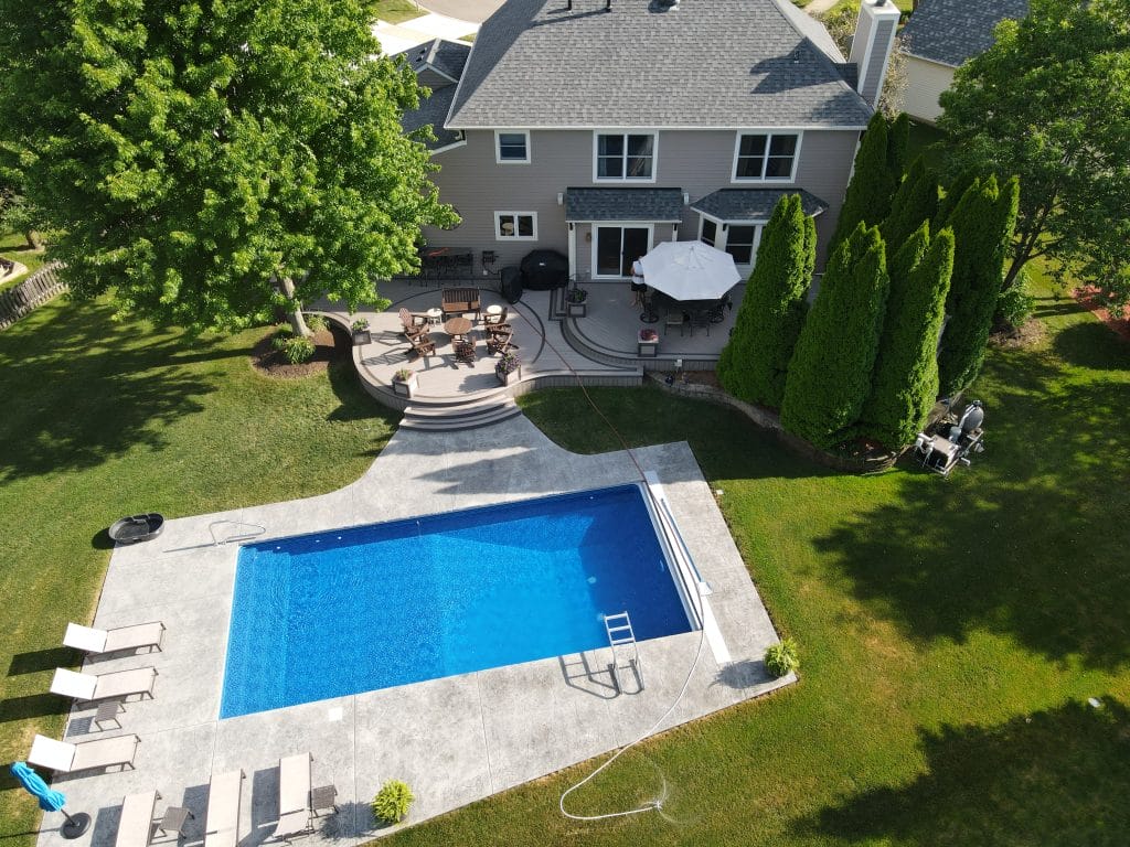 A4F0AE698C94EAA0F0591862D57F3B48